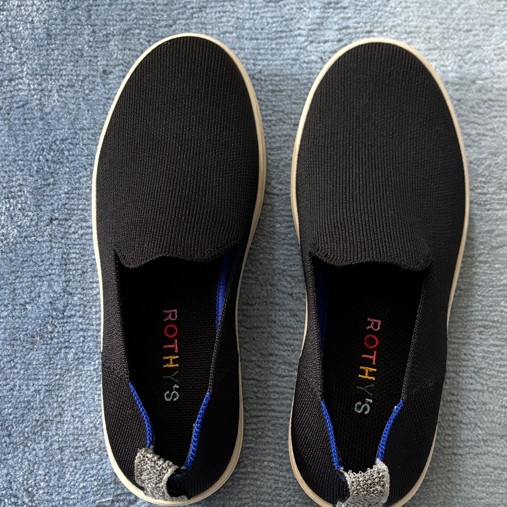 Rothy's Black Kids Sz 4 Slip-On Shoes